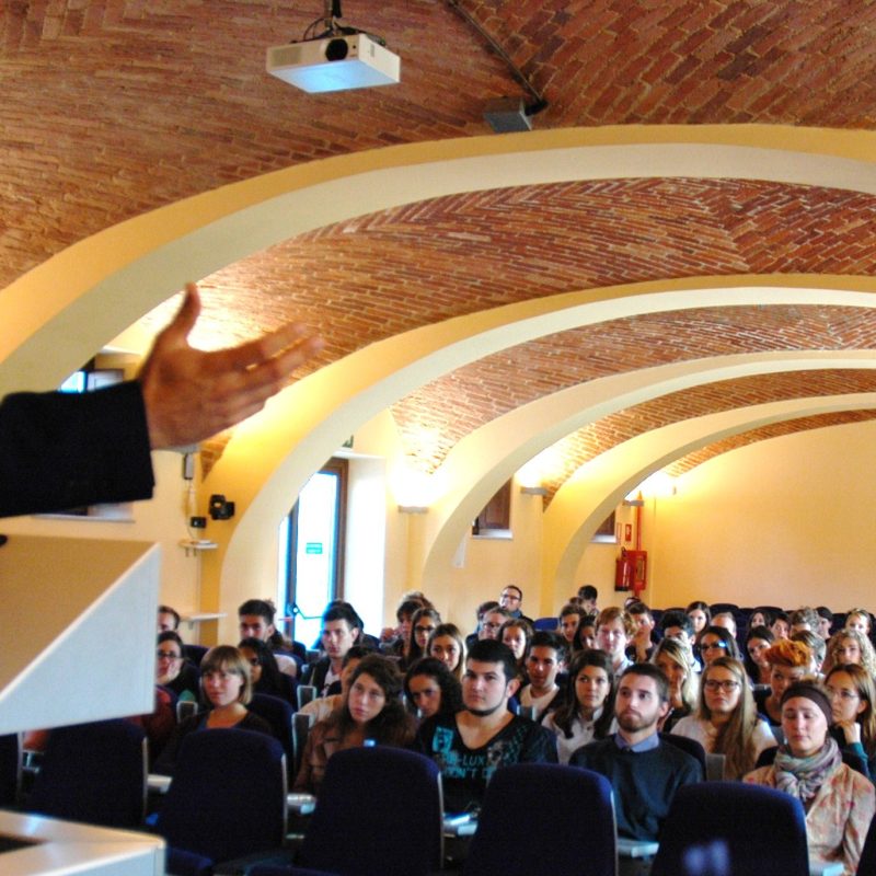 Come si fa una tesi di laurea